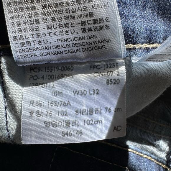 Levi's The Original Jean 526 Slender Bootcut Jeans Size 10M - Picture 14 of 16